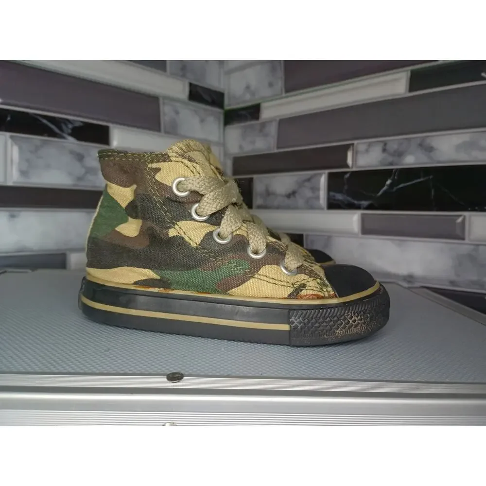 Converse All Star Chuck Taylor Toddler Hi-Top Camo Green Black Size 5 Pre-Owned